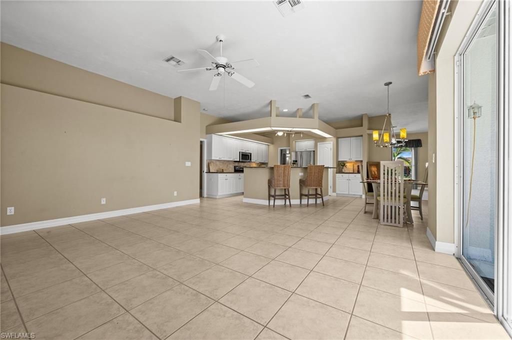 410 SE 20th Ct, Cape Coral, FL 33990 Photo