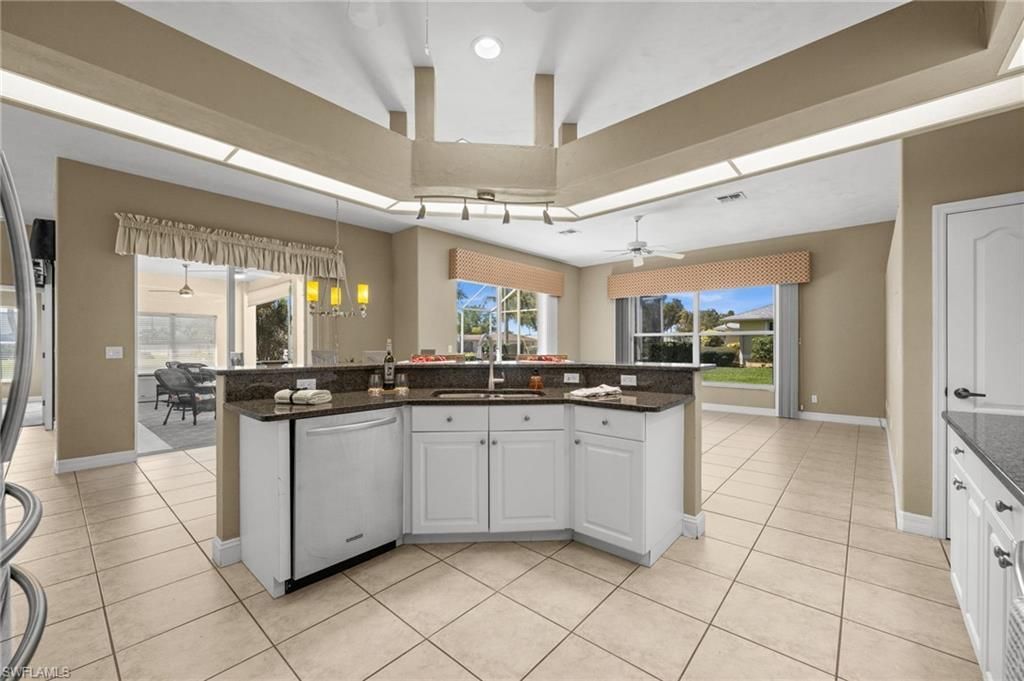 410 SE 20th Ct, Cape Coral, FL 33990 Photo
