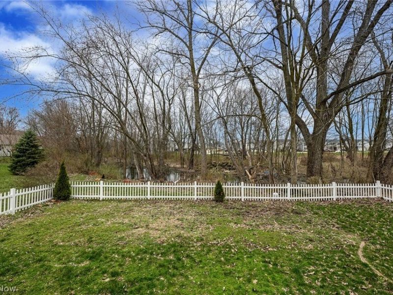 1083 Reeves Court , Lakemore, OH 44312 Photo 11