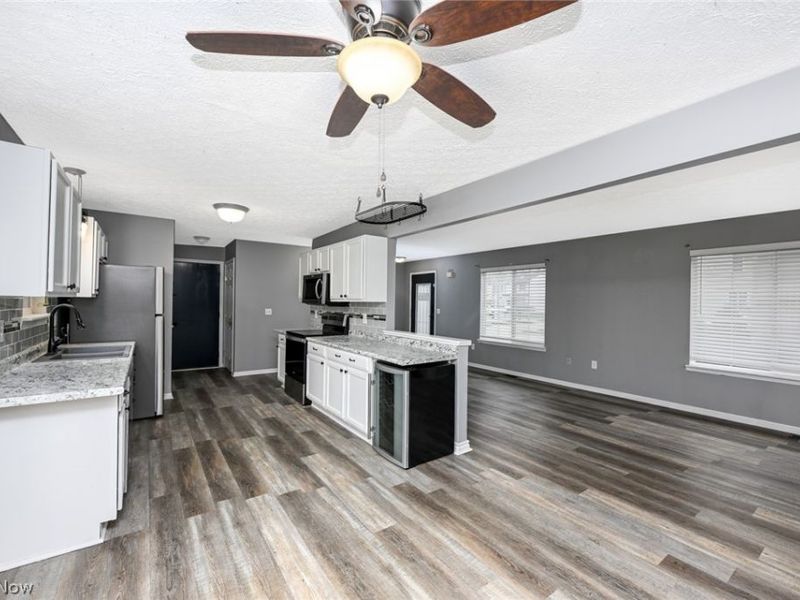 1083 Reeves Court , Lakemore, OH 44312 Photo 19