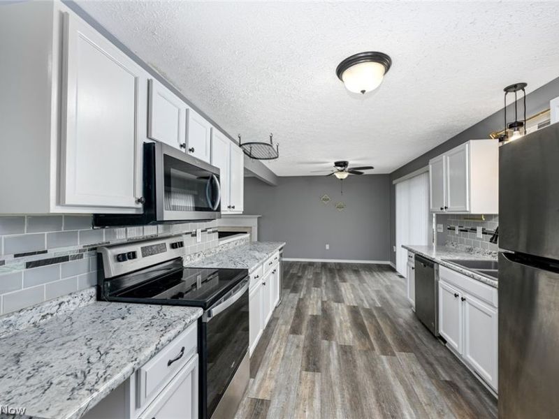 1083 Reeves Court , Lakemore, OH 44312 Photo 20