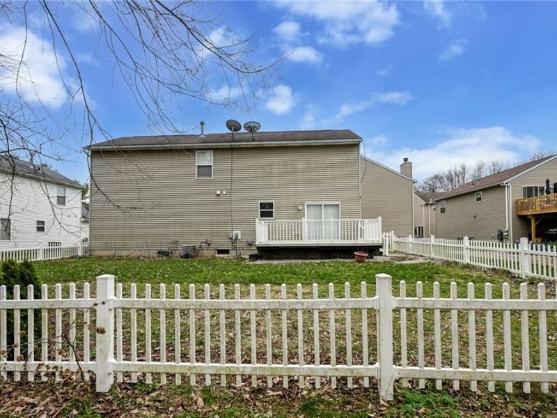 1083 Reeves Court , Lakemore, OH 44312 Photo 6