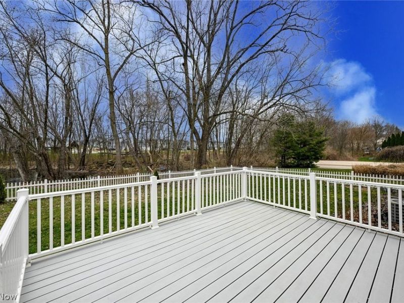 1083 Reeves Court , Lakemore, OH 44312 Photo 8