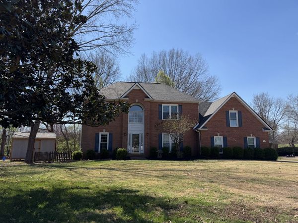 206 Longwood Ln , Clarksville, TN 37043