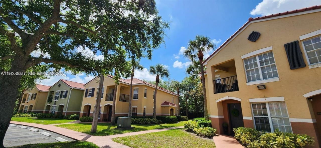 10300 Fox Trail Road S, Royal Palm Beach, FL 33411 Photo