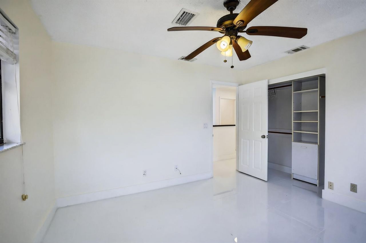 8201 SW 57th Street, Davie, FL 33328 Photo