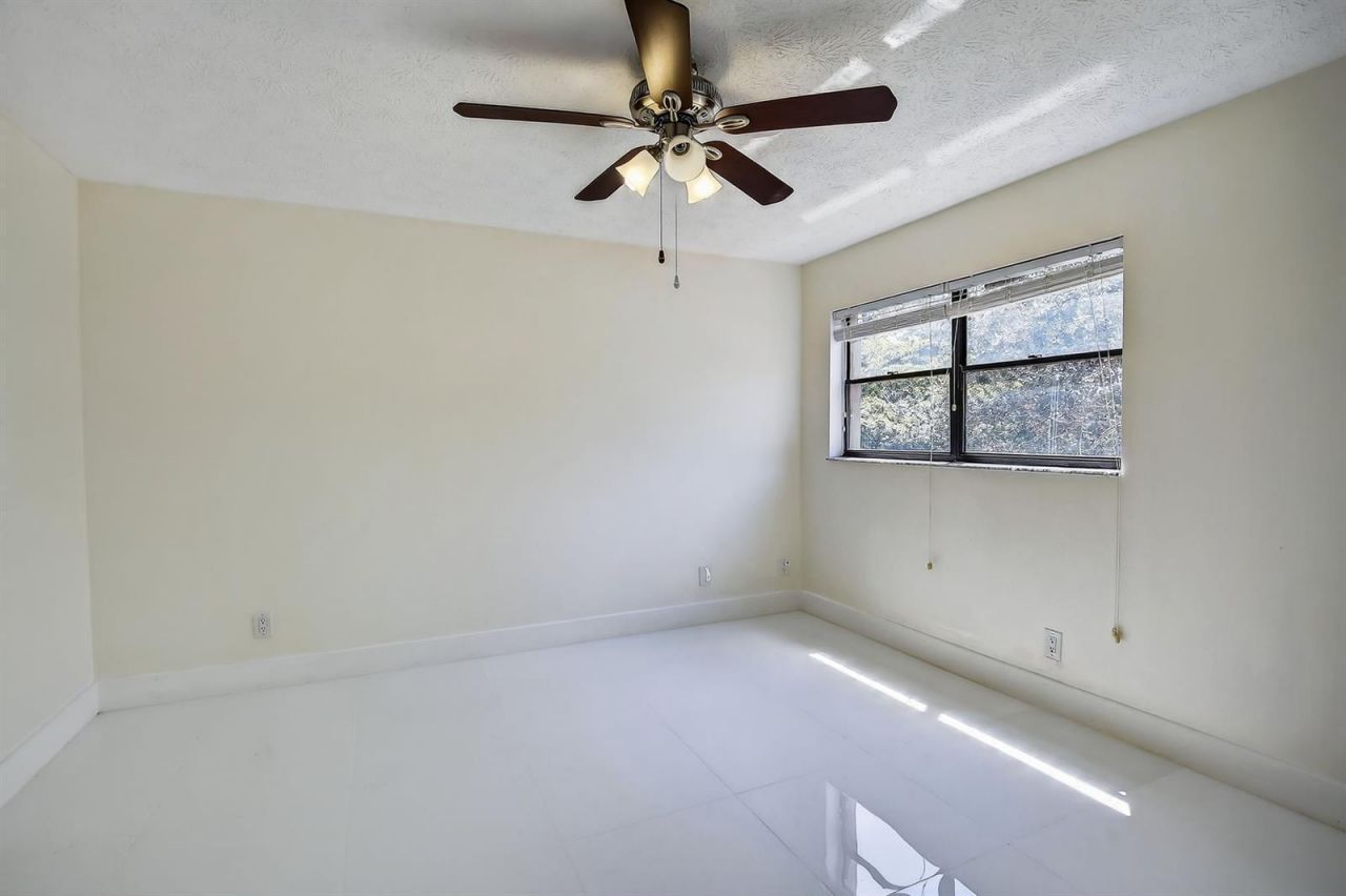 8201 SW 57th Street, Davie, FL 33328 Photo