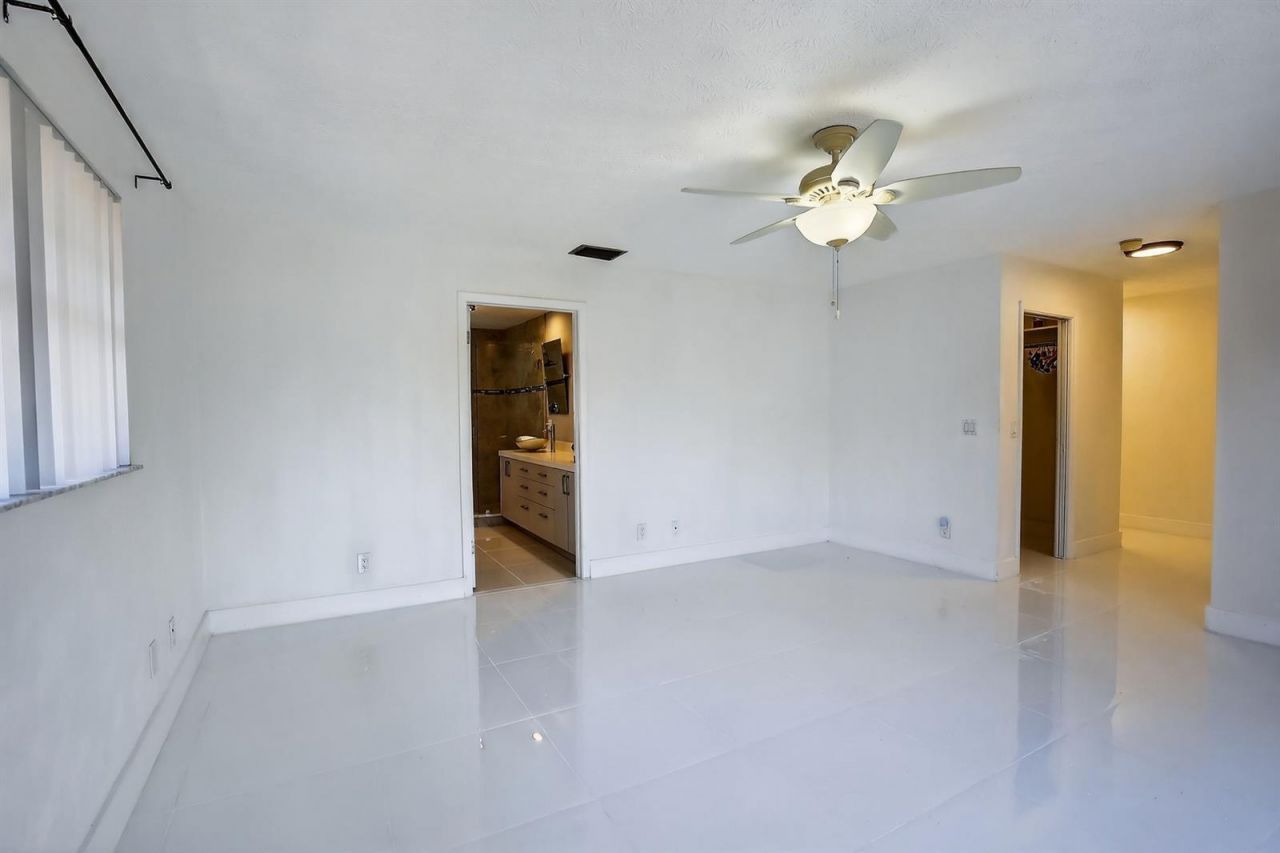 8201 SW 57th Street, Davie, FL 33328 Photo