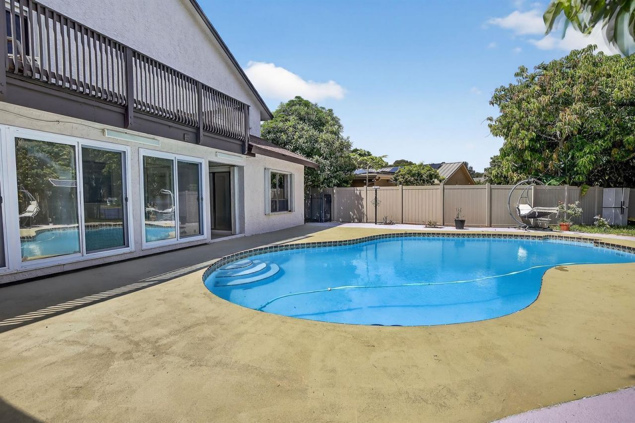 8201 SW 57th Street, Davie, FL 33328 Photo