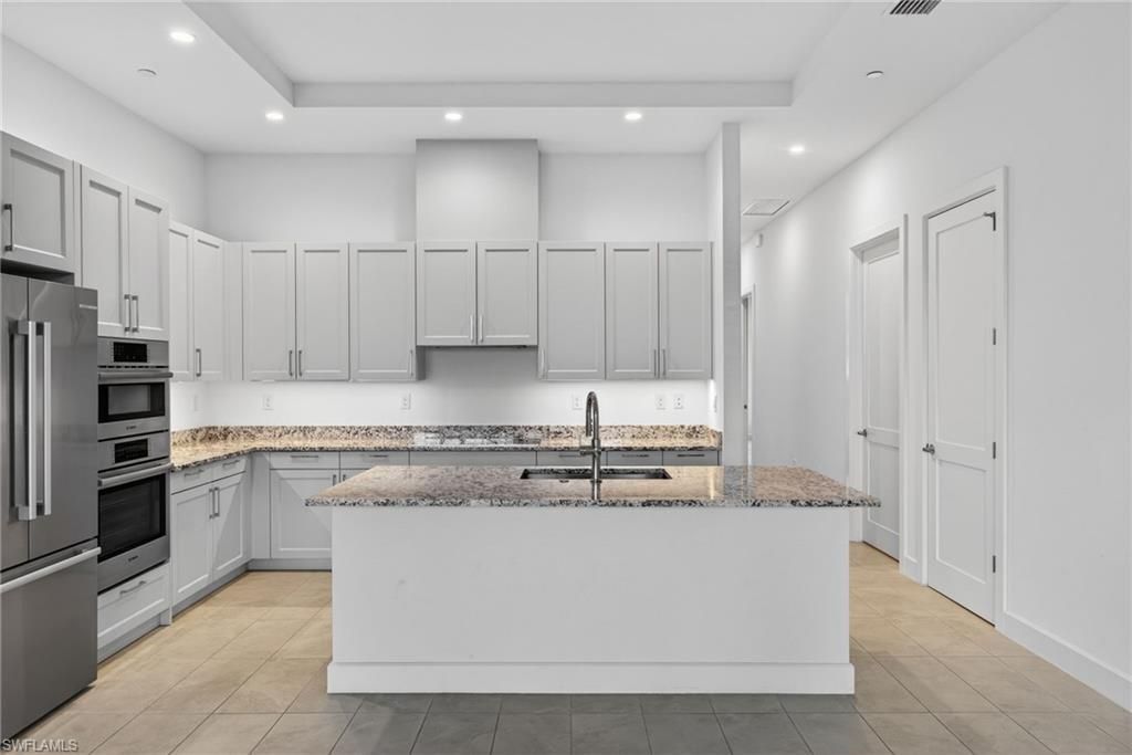 4142 Bay Beach Ln, Unit 205, Fort Myers Beach, FL 33931 Photo
