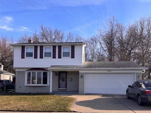 25693 Madden Street, Taylor, MI 48180