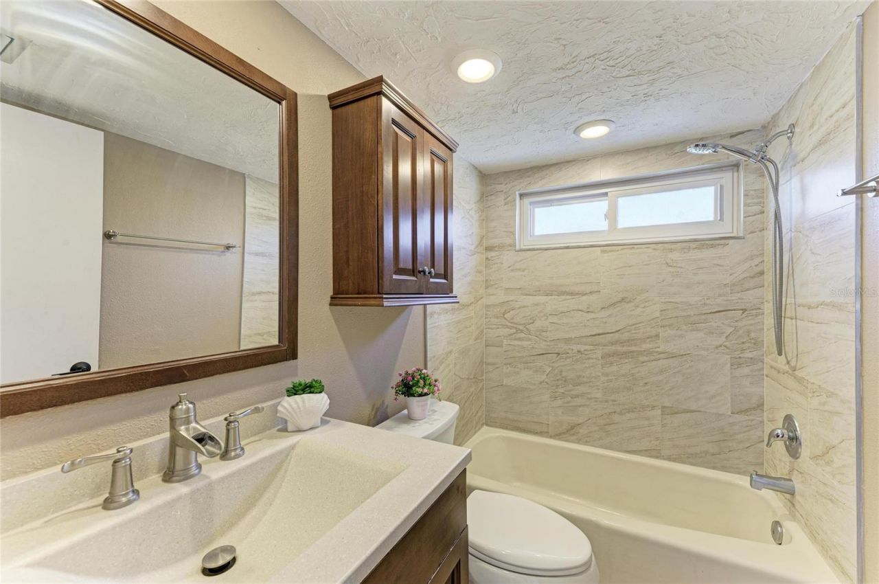 108 70th Street Nw, Bradenton, FL 34209 Photo