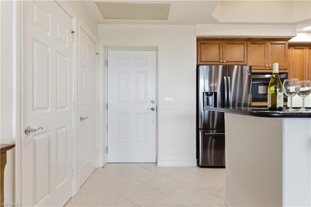 2748 Tiburon Blvd E, Unit C404, Naples, FL 34109 Photo