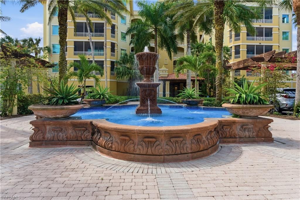 2748 Tiburon Blvd E, Unit C404, Naples, FL 34109 Photo