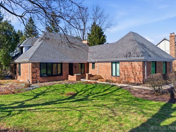 980 Persimmon Court , St. Charles, IL 60174