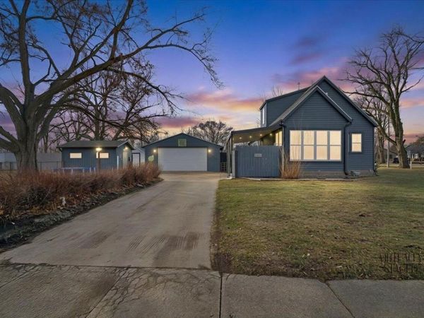 1012 Central Avenue, Evansdale, IA 50707