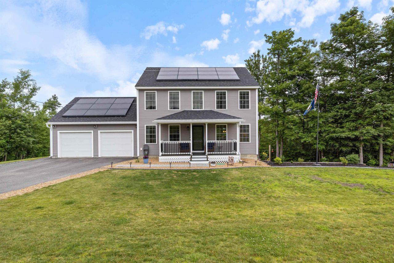 107 Richards Way, Farmington, NH 03835 Main Photo