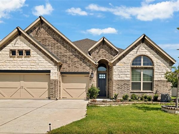 2307 Sam Street , Mansfield, TX 76063