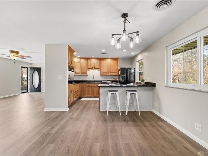 2197 Bending Willow Drive, Kettering, OH 45440 Photo 12