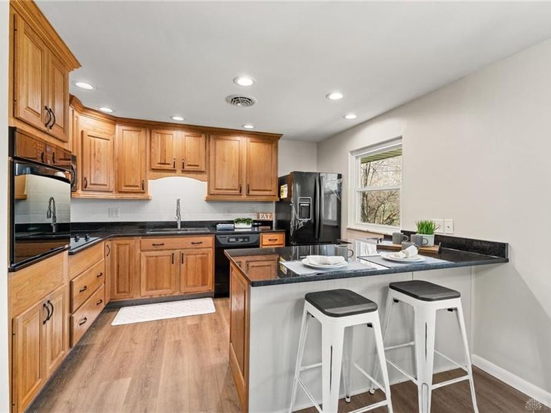 2197 Bending Willow Drive, Kettering, OH 45440 Photo 13