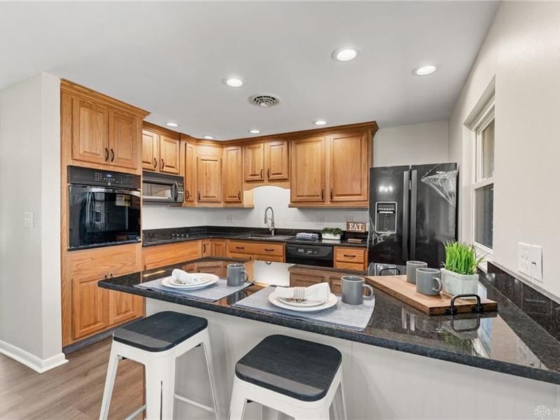 2197 Bending Willow Drive, Kettering, OH 45440 Photo 14