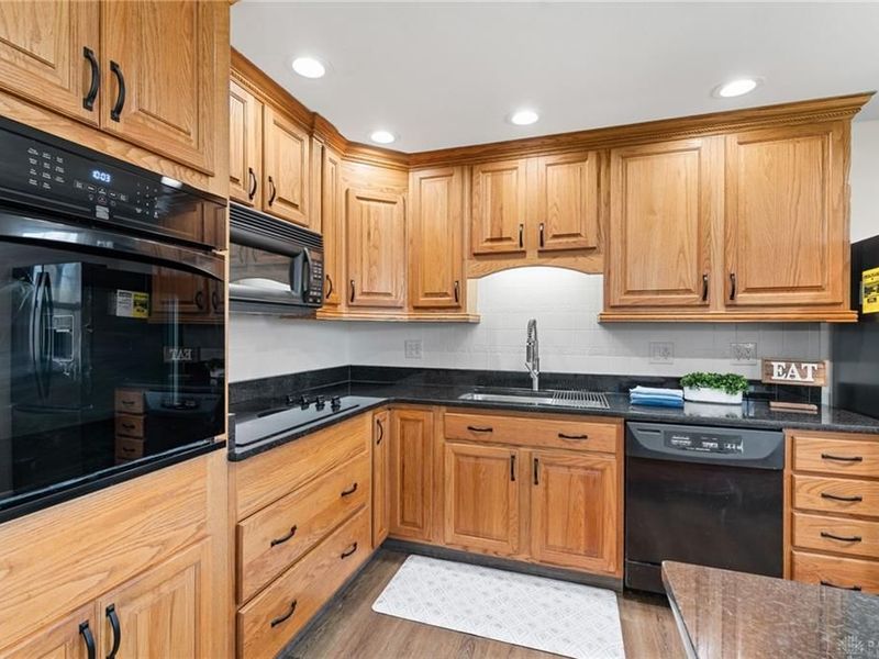 2197 Bending Willow Drive, Kettering, OH 45440 Photo 15