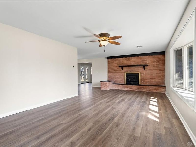 2197 Bending Willow Drive, Kettering, OH 45440 Photo 6