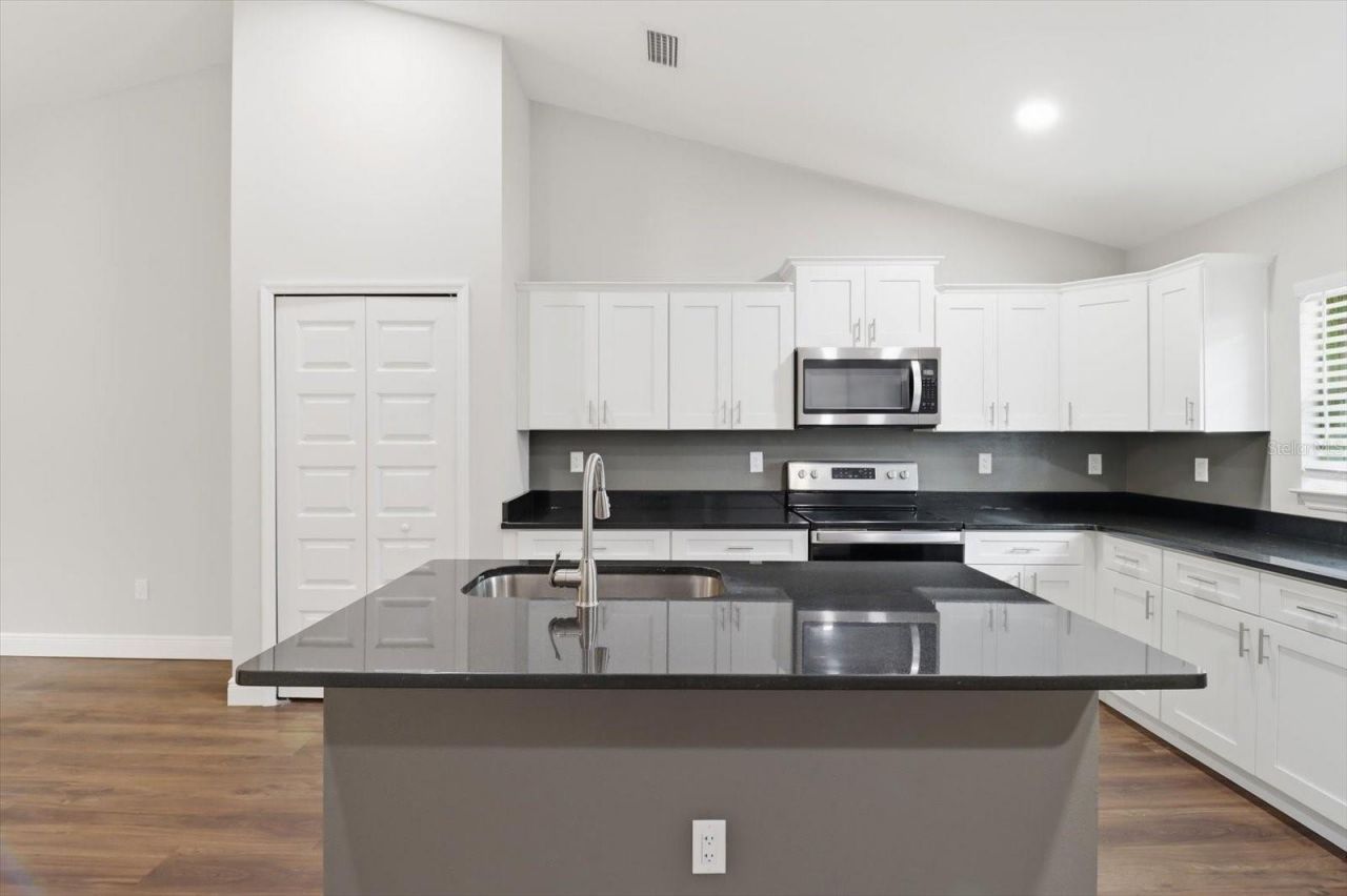 9144 N Peachtree Way, Citrus Springs, FL 34434 Photo