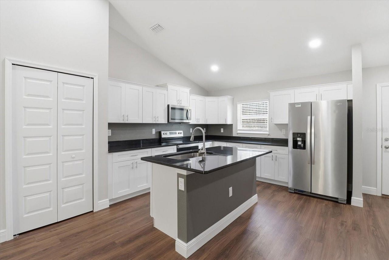 9144 N Peachtree Way , Citrus Springs, FL 34434 Photo