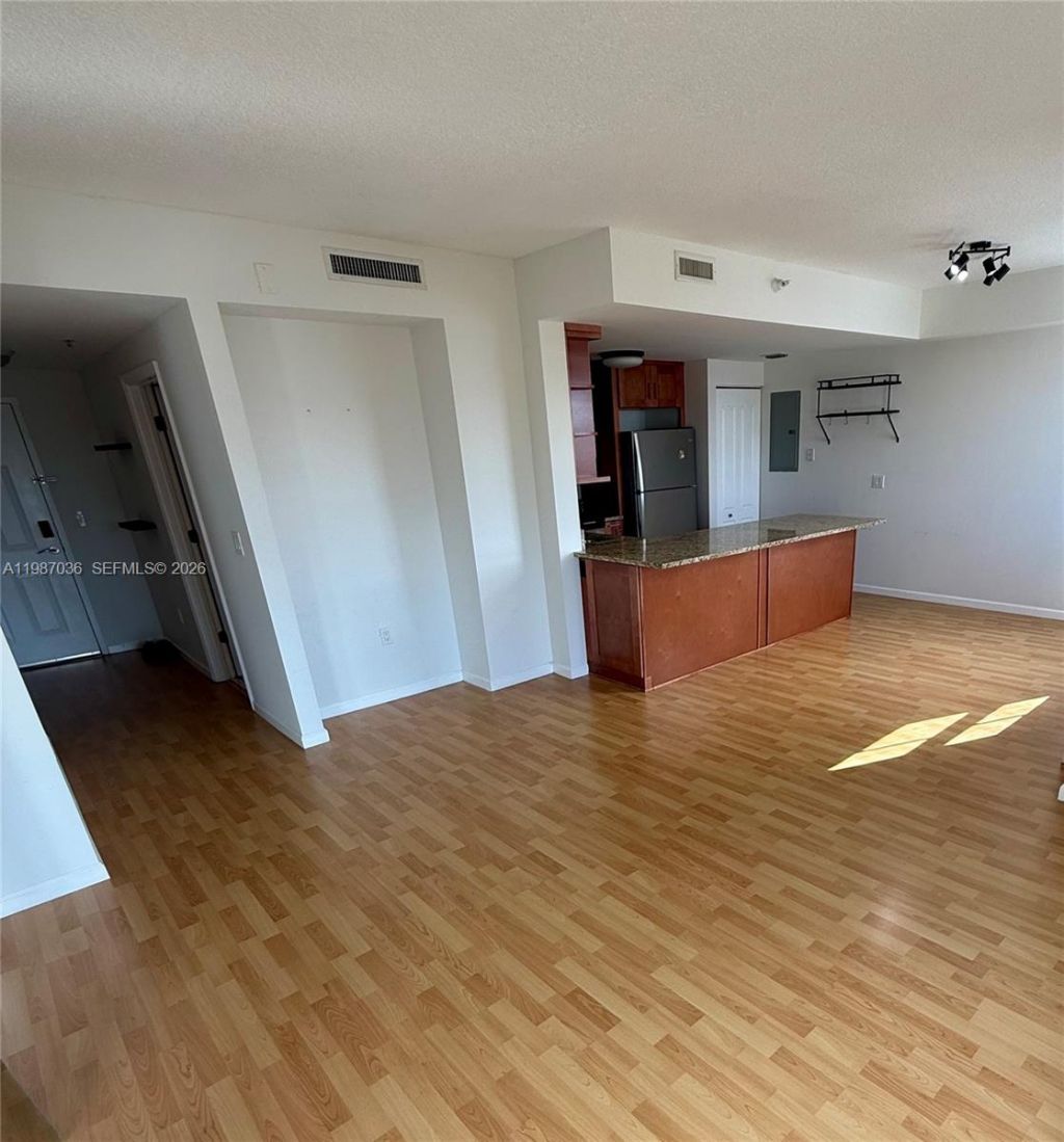 1627 SW 37th Ave , Unit 701, Miami, FL 33145 Photo