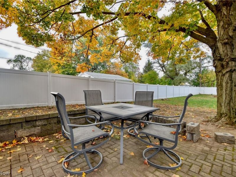 74 Hawthorne Drive, Painesville, OH 44077 Photo 7