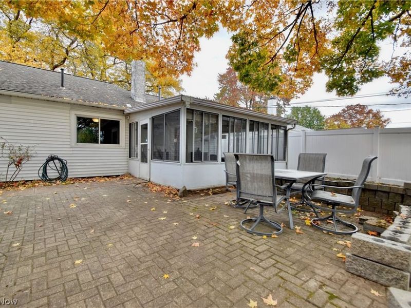 74 Hawthorne Drive, Painesville, OH 44077 Photo 8