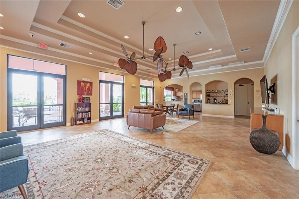 7577 Bristol Cir, Naples, FL 34120 Photo