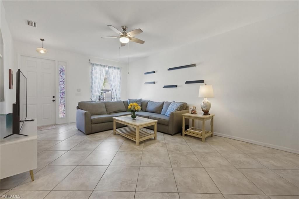 7577 Bristol Cir, Naples, FL 34120 Photo