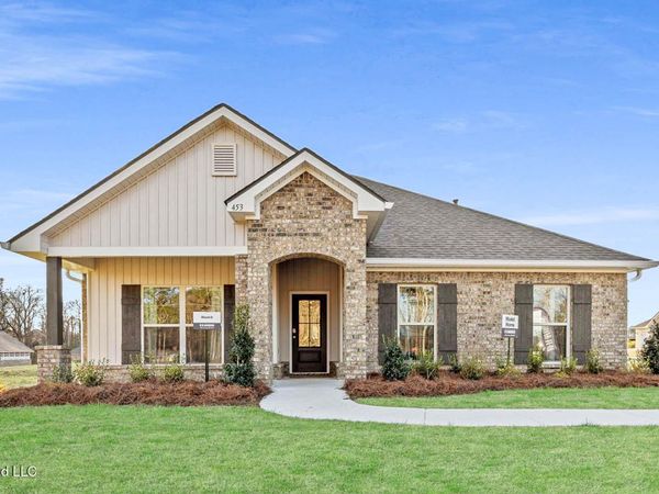 453 Piney Drive, Pearl, MS 39208
