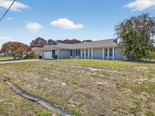 1010 SE Damask Avenue, Port St. Lucie, FL 34983