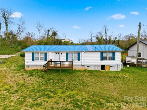 315 W Mcdowell Street , Morganton, NC 28655