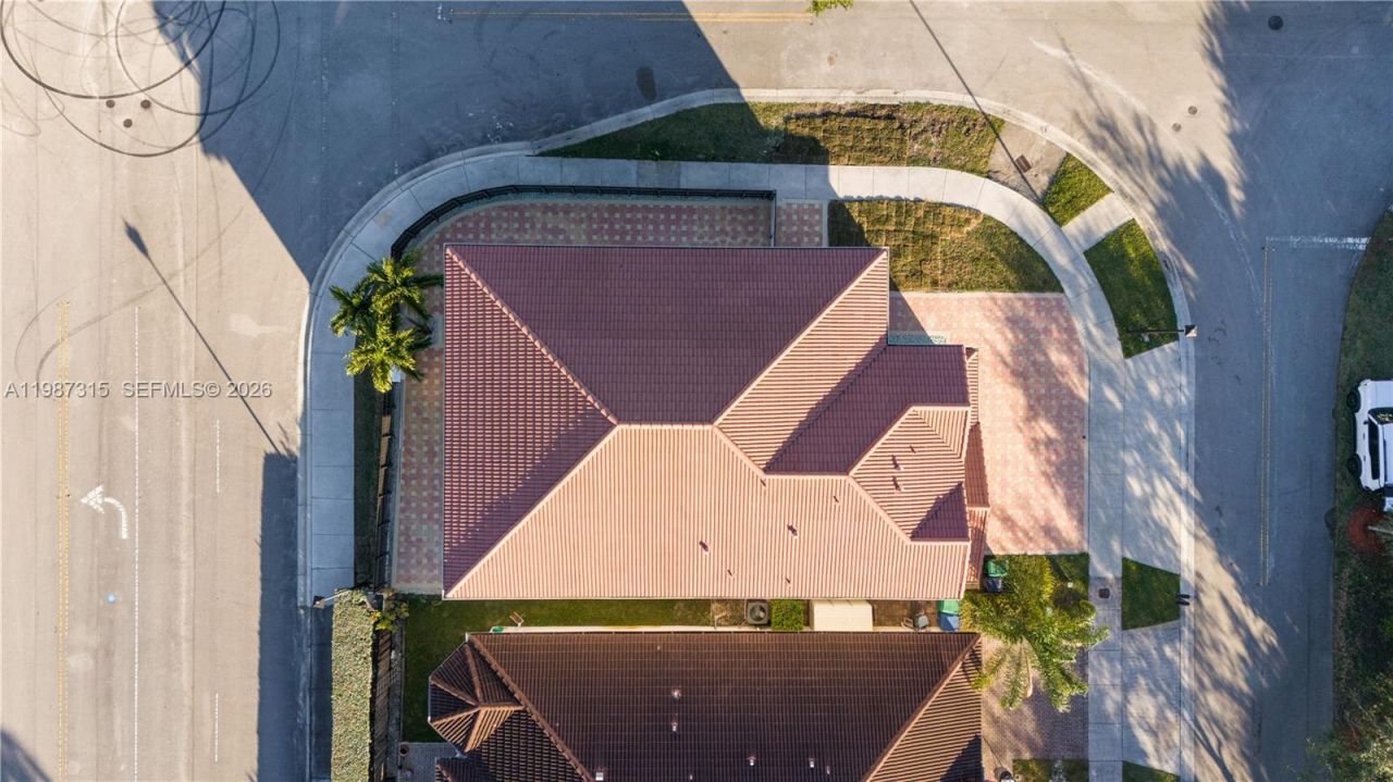 15051 SW 18th Ter , Miami, FL 33185 Photo