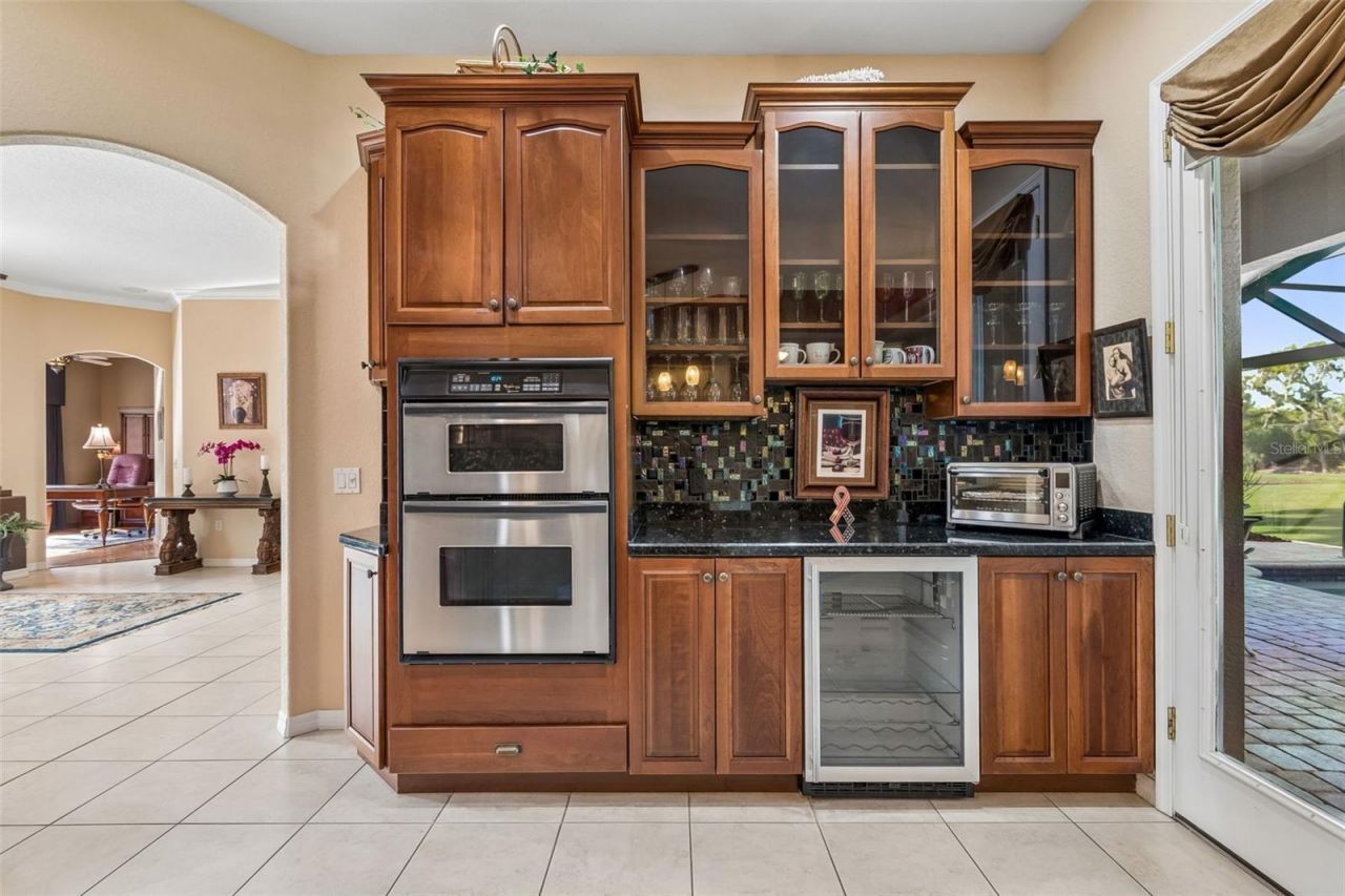 566 Planters Manor Way, Bradenton, FL 34212 Photo