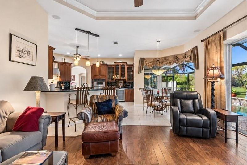 566 Planters Manor Way, Bradenton, FL 34212 Photo