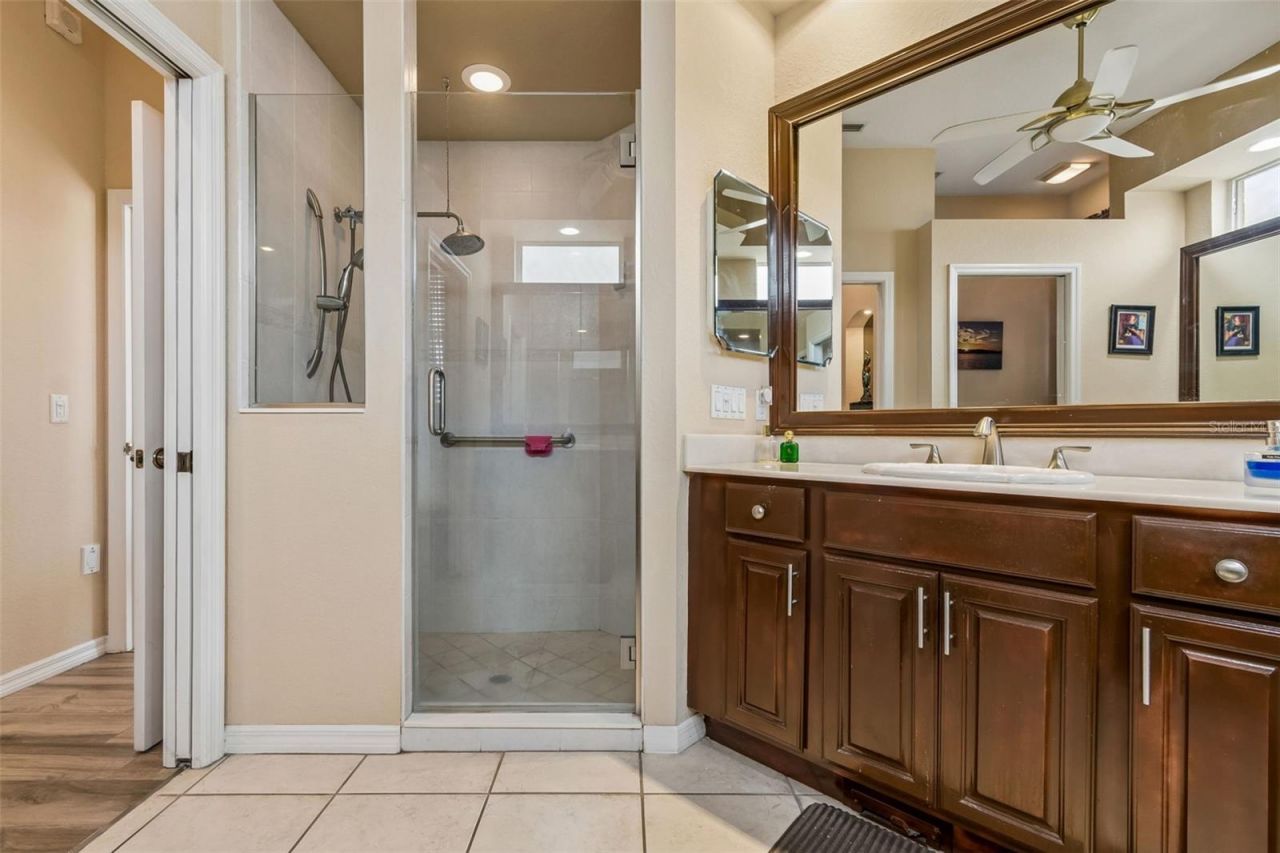 566 Planters Manor Way, Bradenton, FL 34212 Photo