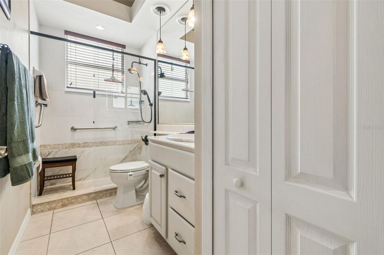 566 Planters Manor Way, Bradenton, FL 34212 Photo