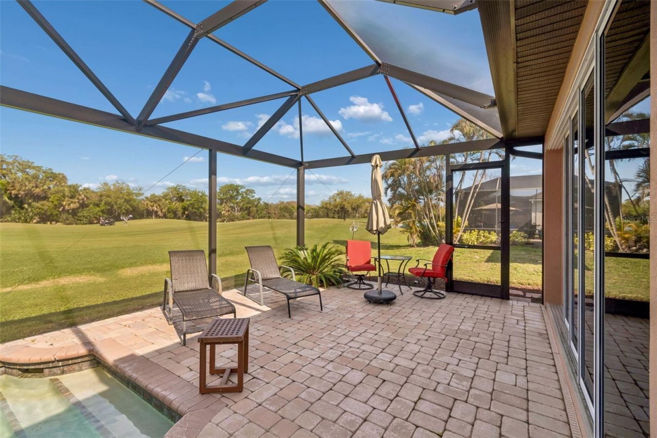 566 Planters Manor Way, Bradenton, FL 34212 Photo