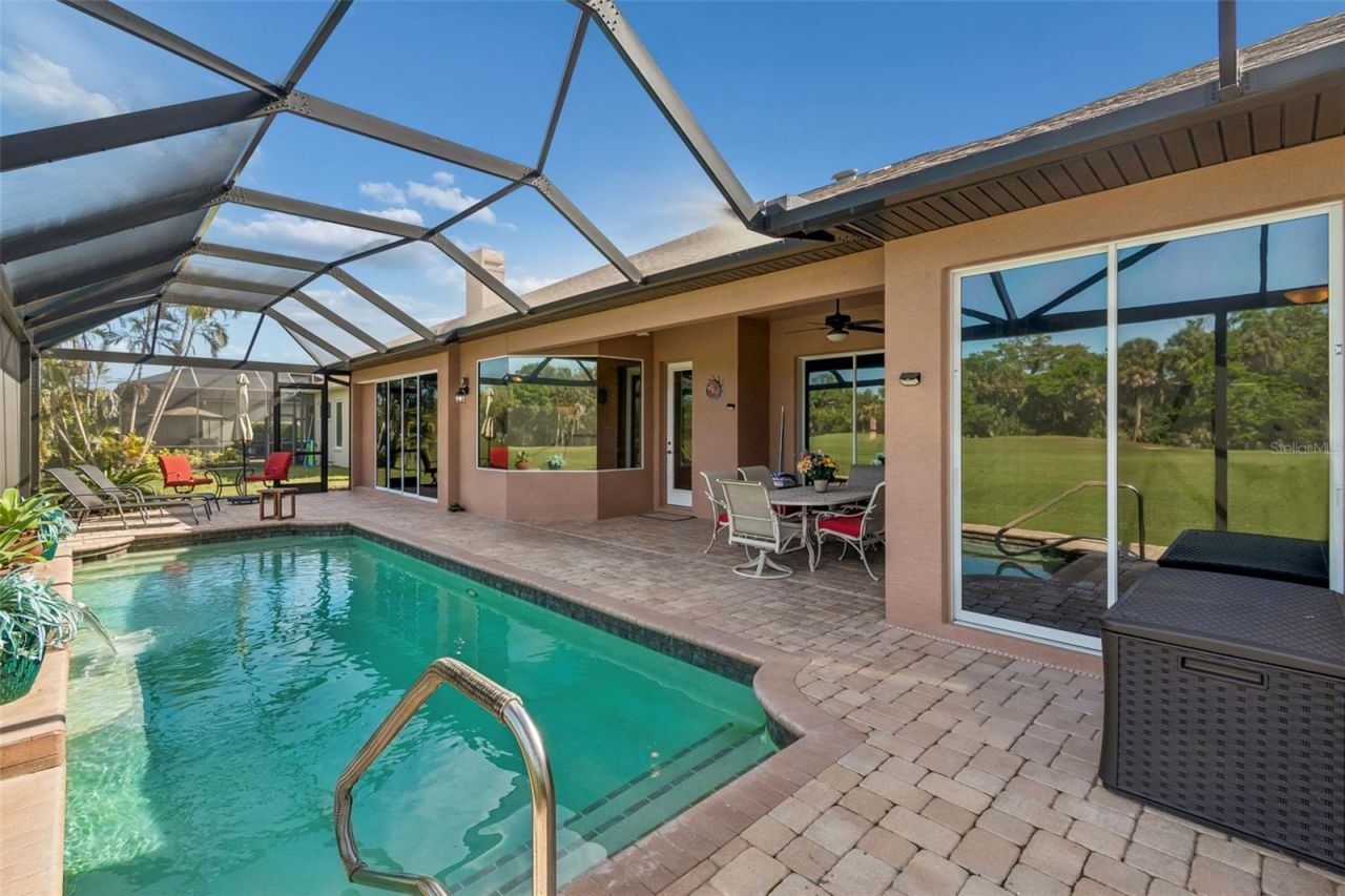 566 Planters Manor Way, Bradenton, FL 34212 Photo