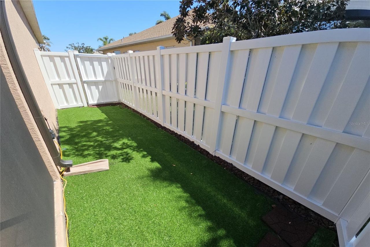 566 Planters Manor Way, Bradenton, FL 34212 Photo