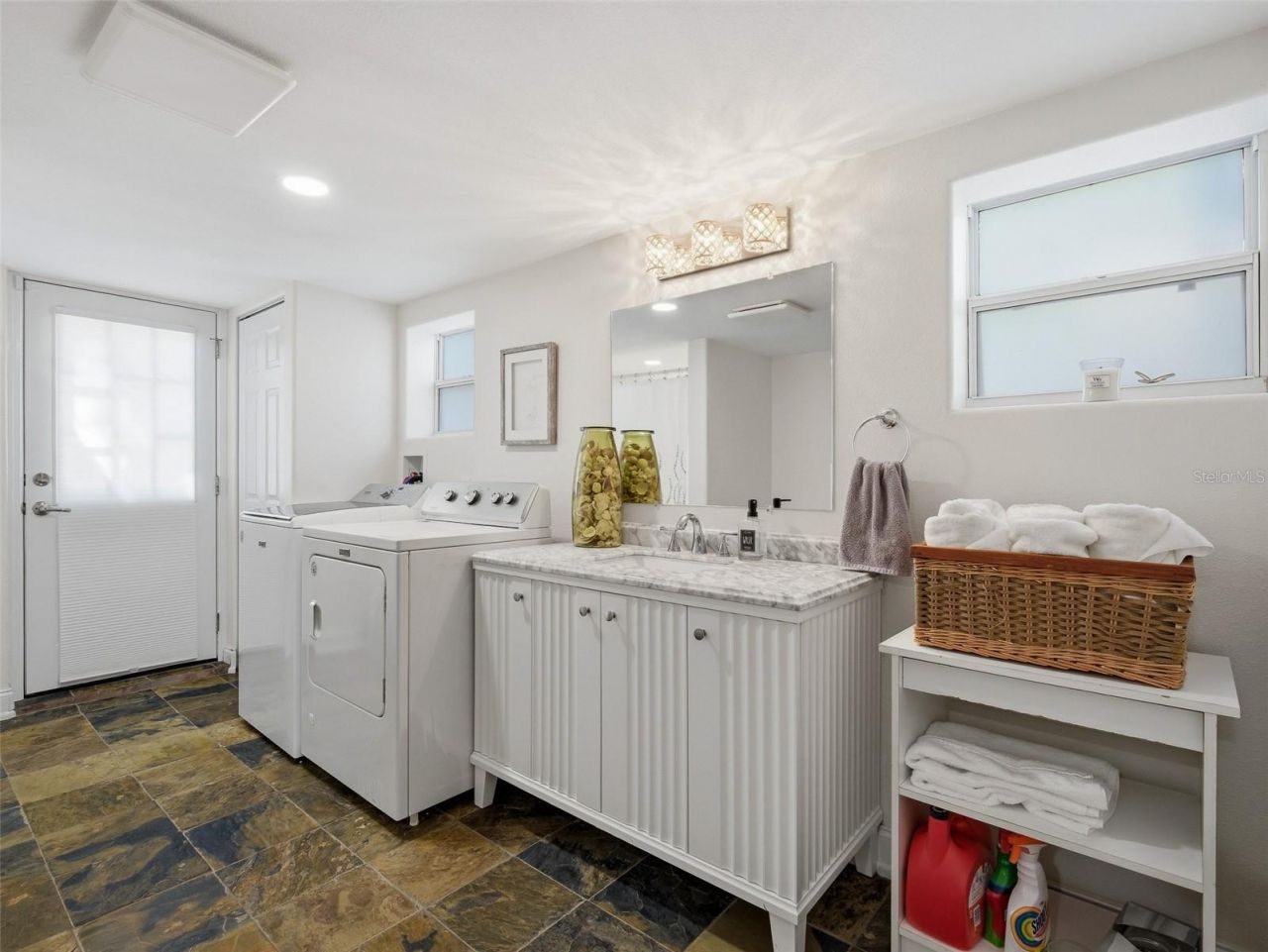 428 N Riverside Drive, Edgewater, FL 32132 Photo