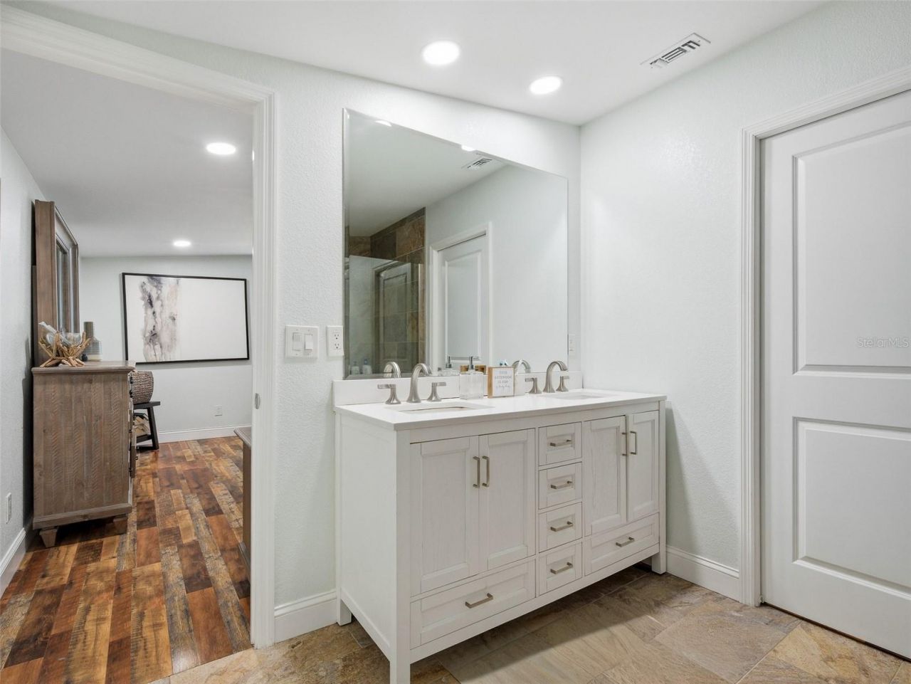 428 N Riverside Drive, Edgewater, FL 32132 Photo