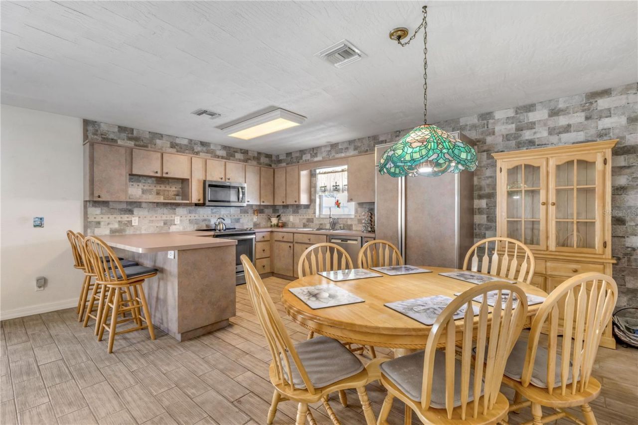 1416 Southard Avenue, New Smyrna Beach, FL 32169 Photo