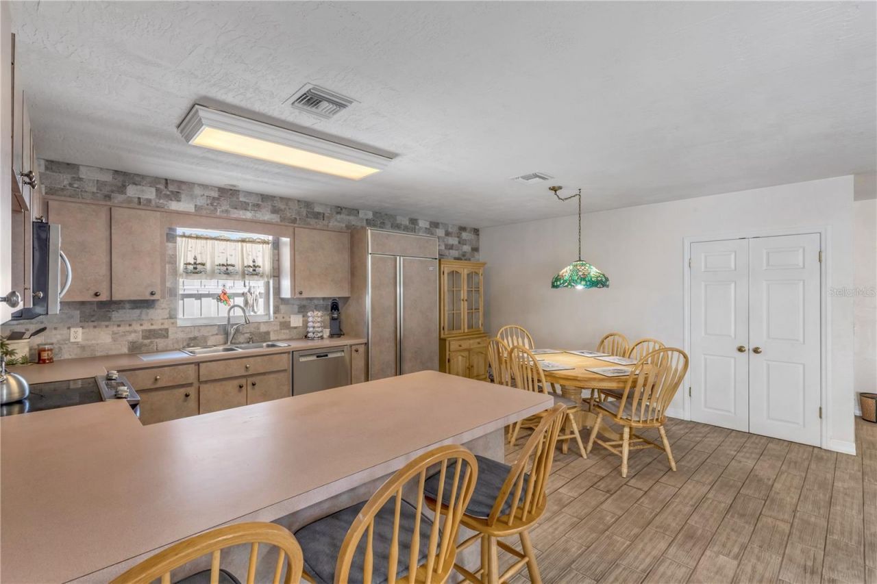 1416 Southard Avenue, New Smyrna Beach, FL 32169 Photo