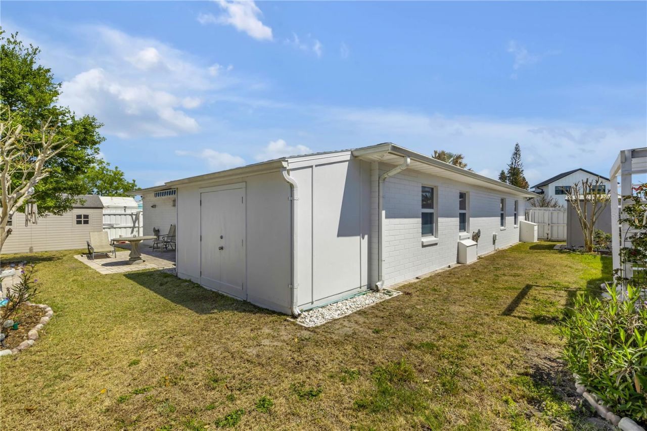 1416 Southard Avenue, New Smyrna Beach, FL 32169 Photo